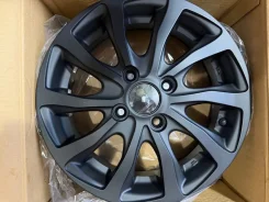 Touren TR10