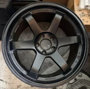RAYS Volk Racing TE37 Saga