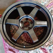 RAYS Volk Racing TE37 Ultra Track Edition II