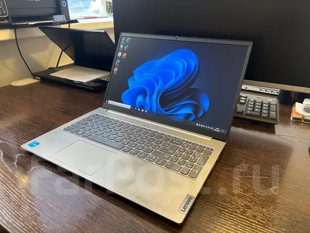 Lenovo ThinkPad. ��� 8 ��, WiFi: 1, Bluetooth: 1 ����