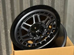 MLJ Black Rhino Trail. 8.5x17", 6x139.7, ET-10, �� 110,1���. ����