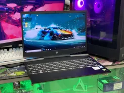 HP. 15.6", ��� 12 ��, ���� 256���, WiFi: 1, Bluetooth: 1 ����