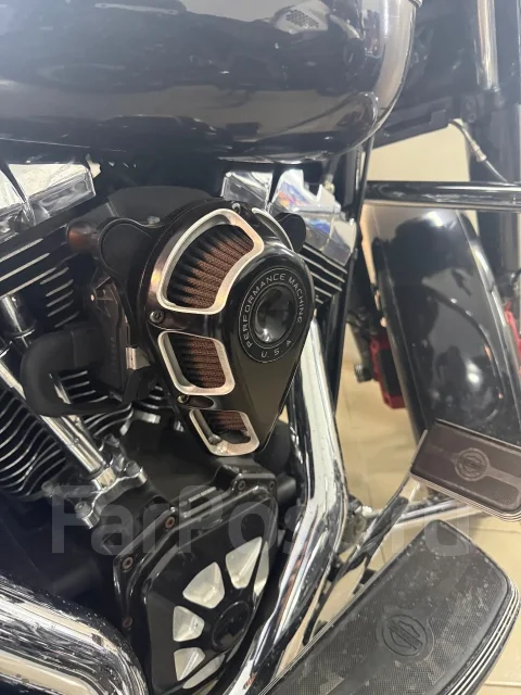 Harley-Davidson Street Glide. ��������, ���������, ������ �� �� ����