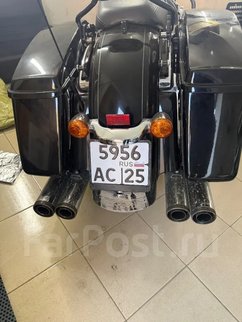 Harley-Davidson Street Glide. ��������, ���������, ������ �� �� ����