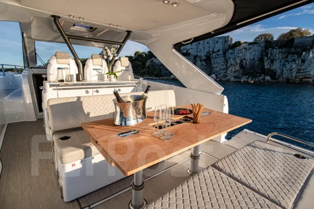 Jeanneau. 2026 ���, ����� 11,83��., ��������� ������������, 640��.�., ������. ��� ����� �� ������ ����