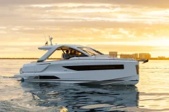 Jeanneau. 2026 ���, ����� 10,65��., ��������� ���������, 900��.�., ������. ��� ����� �� ������ ����