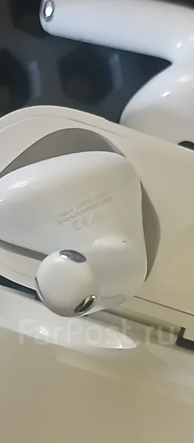 Apple AirPods 4 ANC ����