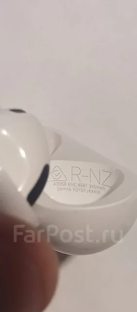Apple AirPods 4 ANC ����
