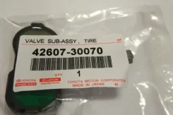 ������ �������� � ����� LX570, RX270 / 350 / 400H, LS460, IS250 12- 4260730071 Toyota 4260730070 4260730070 ����