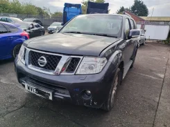 Nissan Pathfinder. YD25DDTI ����
