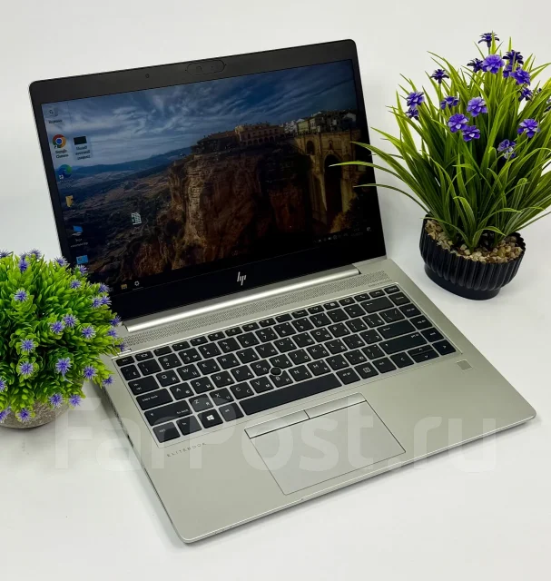 HP EliteBook. 14", 2,4����, ��� 8 ��, ���� 256���, WiFi: 1, Bluetooth: 1, ����������� �� 8��. ����