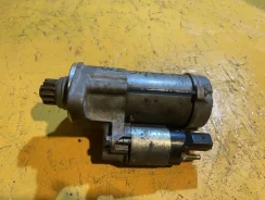 ������� AUDI Q3 02E911024D 8U 02E911024D ����