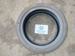 Bridgestone Blizzak LM-005