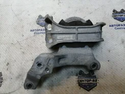 ����� ��������� Nissan Juke F15 HR16DE 2013 ����. (�/�) 112101KA1A 112101KA1A ����