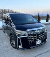Toyota Alphard. � ��������� ����