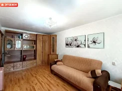 1-���������, ����� ������� 5. �������, ���������, 40���.��., 3/5 ����, ������������� ������ ����