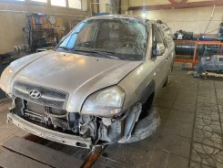 Hyundai Tucson. JM, G4GC ����