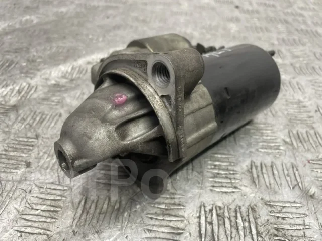 ������� Audi A4 06B911023A ALT 06B911023A ����