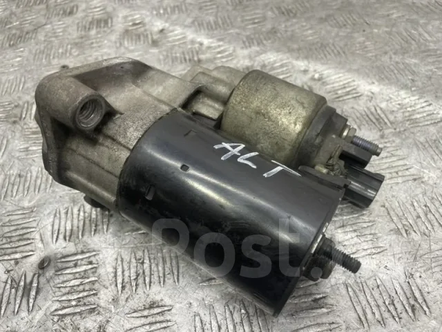 ������� Audi A4 06B911023A ALT 06B911023A ����