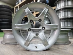 Suzuki. 6.0x15", 5x139.7, ET22, �� 110,1���. ����