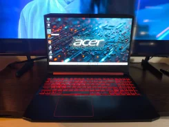 Acer Nitro 5. 15.6", 3,7����, ��� 16 ��, ���� 1 240���, WiFi: 1, Bluetooth: 1 ����