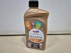 Total Quartz 9000 Future NFC. 5W-30, �������������, 1��. ����