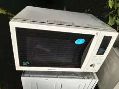 AEG ����