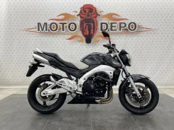 Suzuki GSR 400
