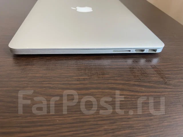 Apple MacBook Pro 13. 13.3", 2,6����, ��� 8 ��, ���� 250���, WiFi: 1, Bluetooth: 1, ����������� �� 5��. ����