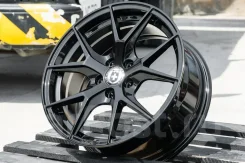 HRE P101. 7.0x16", 5x100, ET38, �� 73,1���. ����