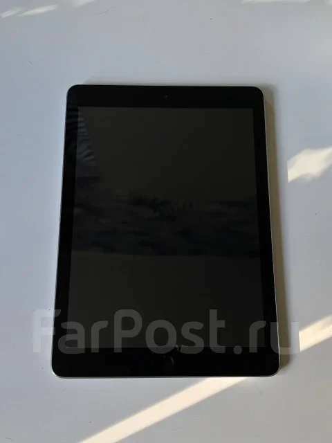 Apple iPad 5. 9.7 ������, ������ 128 �� ����