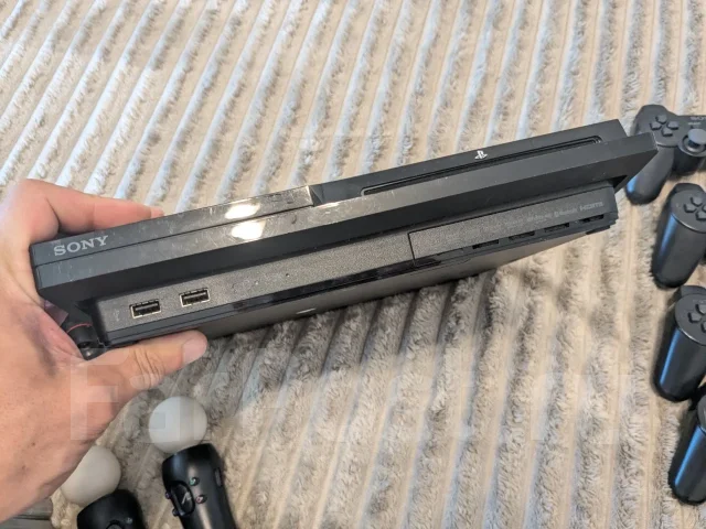 Sony PlayStation 3 ����