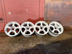 Japan Racing. 7.0x17", 5x114.3, ET40, �� 73,1���. ����