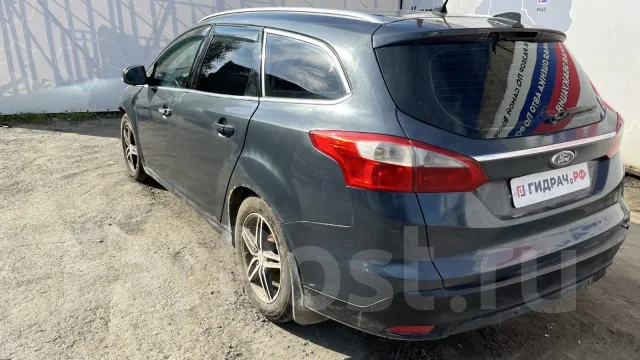 ������ ����� Ford Focus III 1712996 1712996 ����