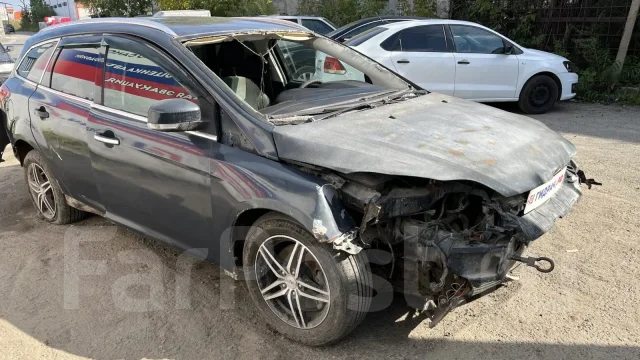 ������ ����� Ford Focus III 1712996 1712996 ����