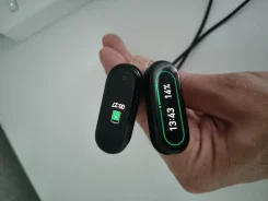 Xiaomi Mi Band 6 ����