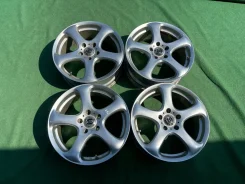 Bridgestone Glitzer. 7.0x17", 5x114.3, ET52, �� 64���. ����