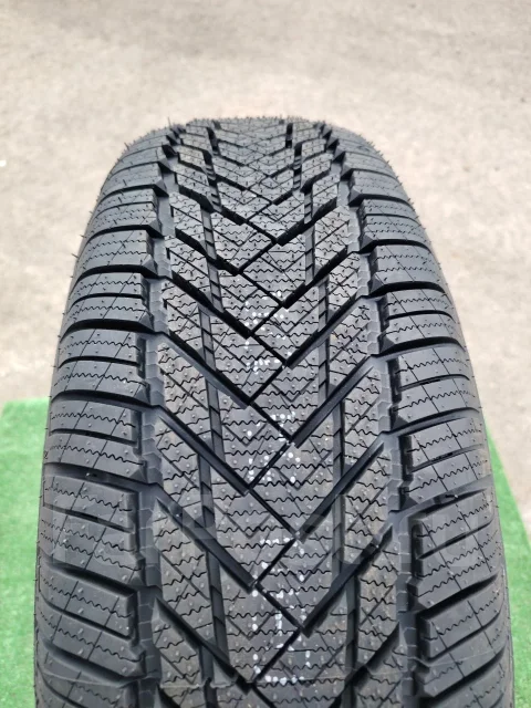 RoyalBlack Royal Winter HP. ������, ��� �����, 2026 ���, ����� ����
