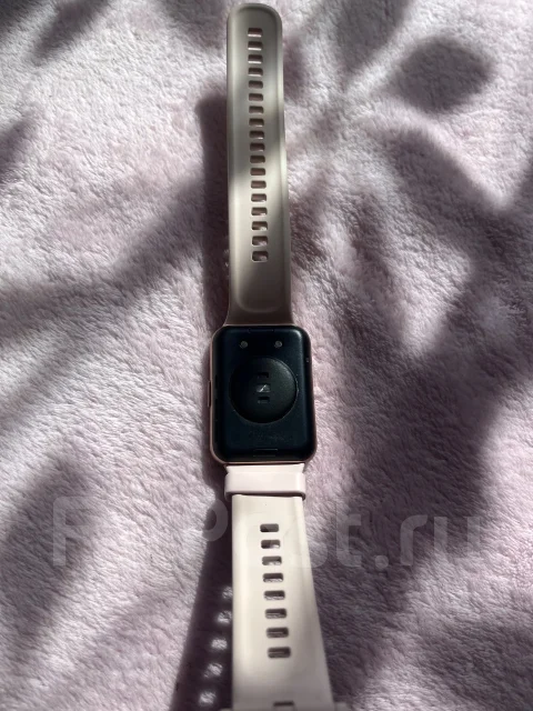 Huawei Watch Fit 2. NFC ����