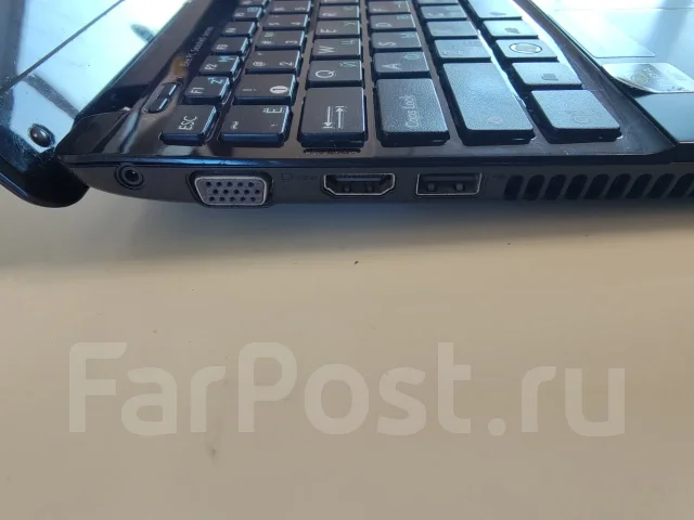Asus Eee PC 1215N. 12.1", 1,8����, ��� 4 ��, ���� 42���, WiFi: 1, Bluetooth: 1, ����������� �� 2��. ����