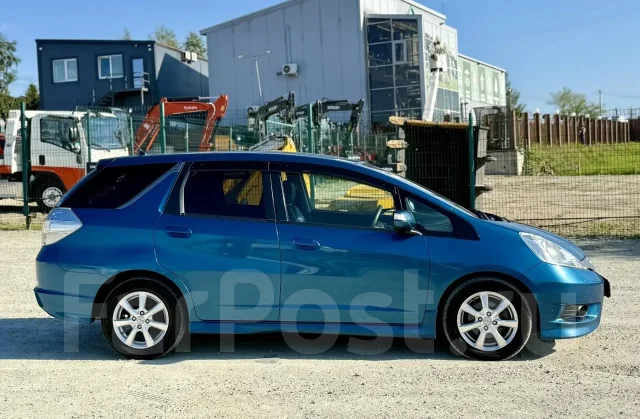 Honda Fit Shuttle. �������, ��������, 1.3 (88��.�.), ������, 149 000����. �� ����
