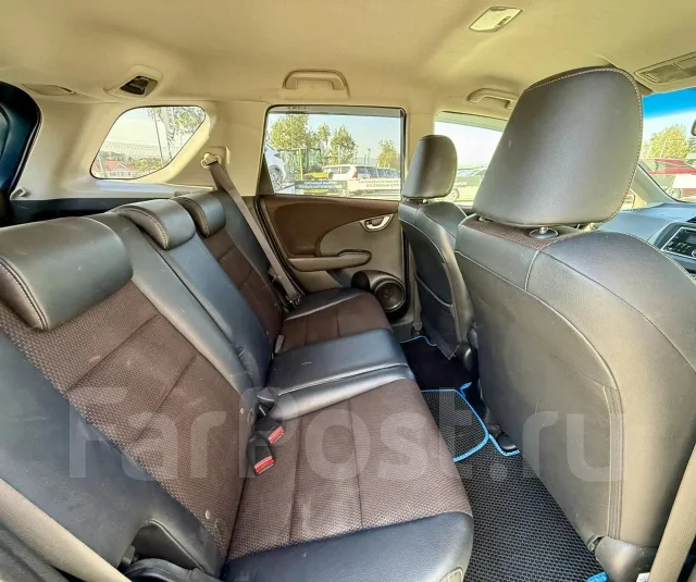 Honda Fit Shuttle. �������, ��������, 1.3 (88��.�.), ������, 149 000����. �� ����