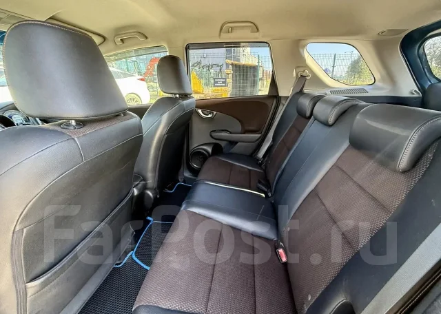 Honda Fit Shuttle. �������, ��������, 1.3 (88��.�.), ������, 149 000����. �� ����