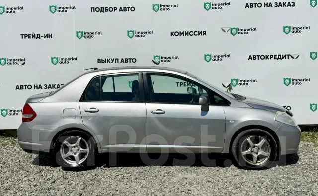 Nissan Tiida Latio. �������, 4wd, 1.5 (109��.�.), ������, 183 000����. �� ����
