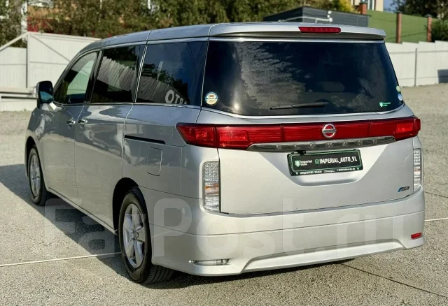 Nissan Elgrand. �������, 4wd, 2.5 (170��.�.), ������, 153 000����. �� ����