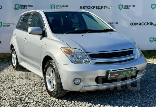 Toyota ist. �������, ��������, 1.3 (87��.�.), ������, 305 000����. �� ����