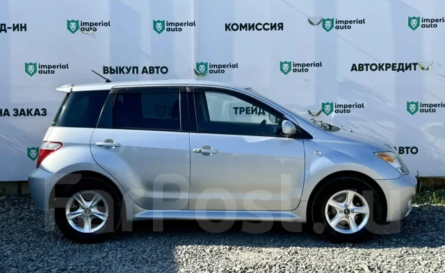 Toyota ist. �������, ��������, 1.3 (87��.�.), ������, 305 000����. �� ����