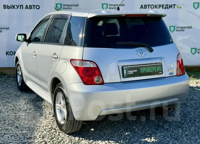 Toyota ist. �������, ��������, 1.3 (87��.�.), ������, 305 000����. �� ����