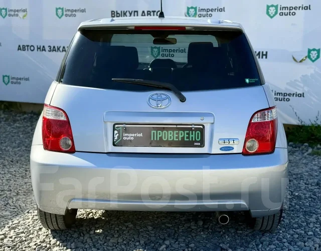 Toyota ist. �������, ��������, 1.3 (87��.�.), ������, 305 000����. �� ����