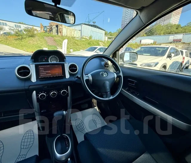 Toyota ist. �������, ��������, 1.3 (87��.�.), ������, 305 000����. �� ����